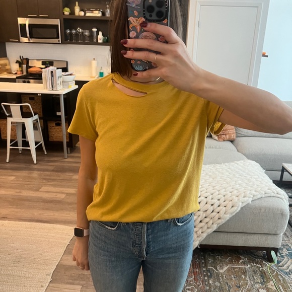 Suburban Riot cutout t-shirt - Picture 4 of 8